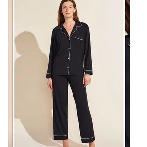 Black Eberjey Gisele PJs short sleeve long pants (Medium)